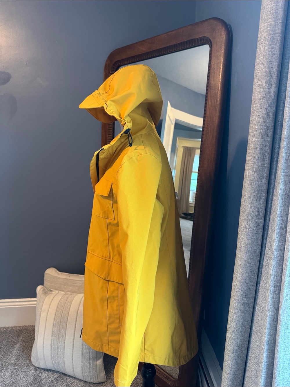 Pendleton Yellow Hooded Rain Jacket - Picture 2 of 9